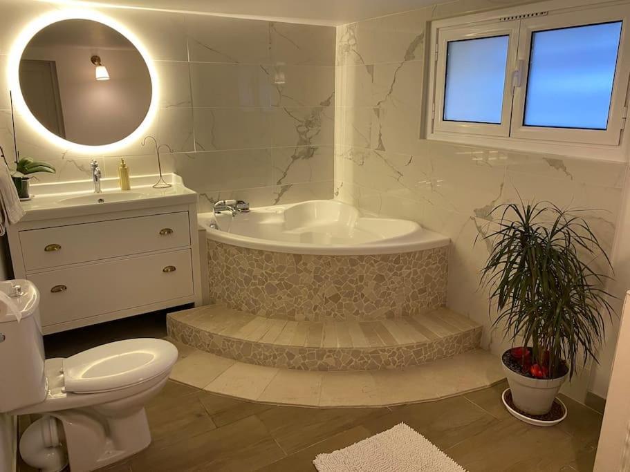 Guest House Privee Ezanville Buitenkant foto